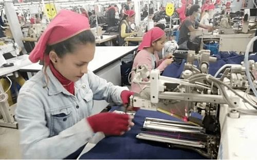 疫情后越南企業(yè)陷訂單工人雙缺窘境，勞動(dòng)保護(hù)用品生產(chǎn)遇挑戰(zhàn)
